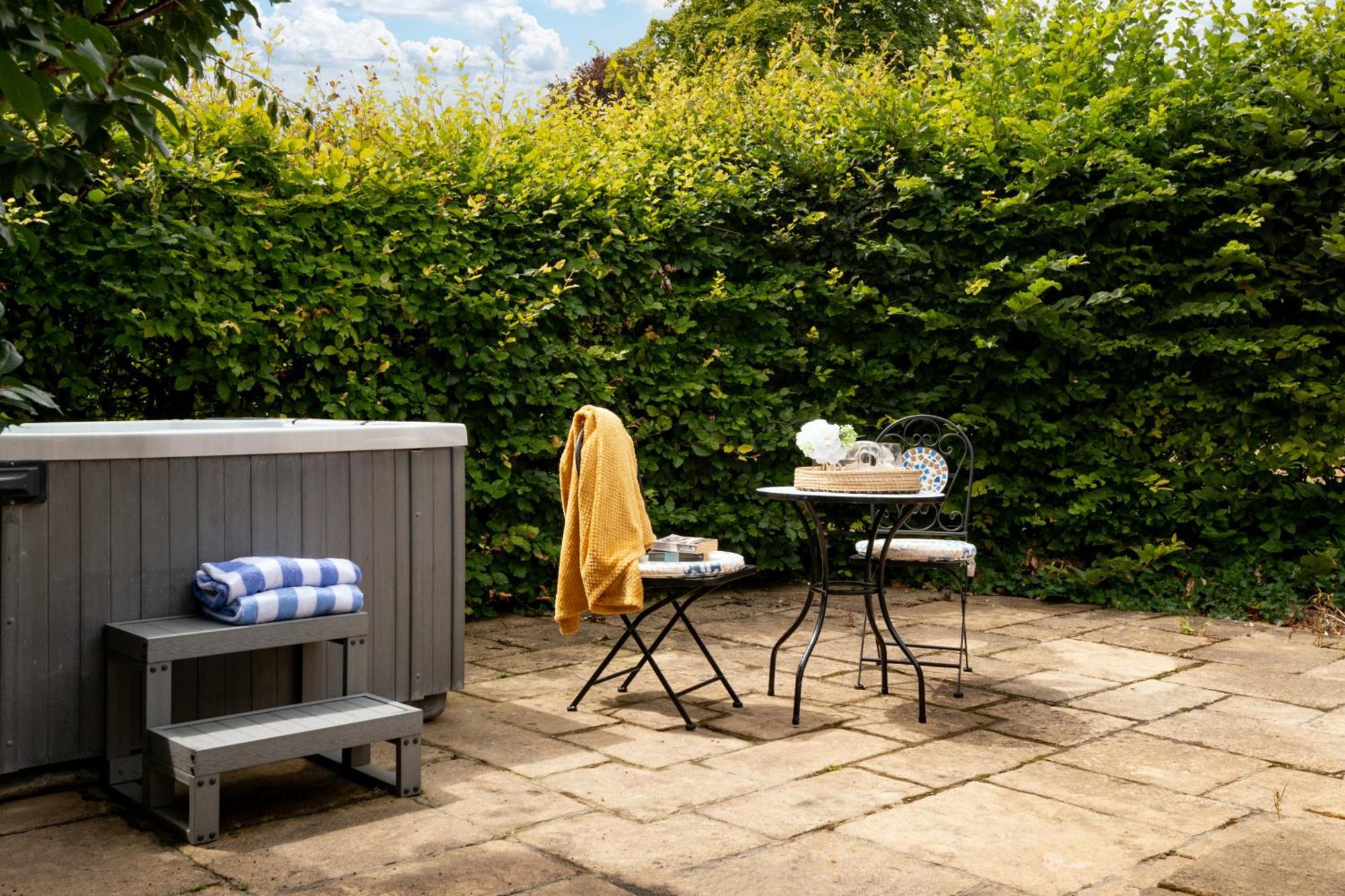 Snowdrop - Connect To The Nature In The Hot Tub Blandford Forum Exterior foto